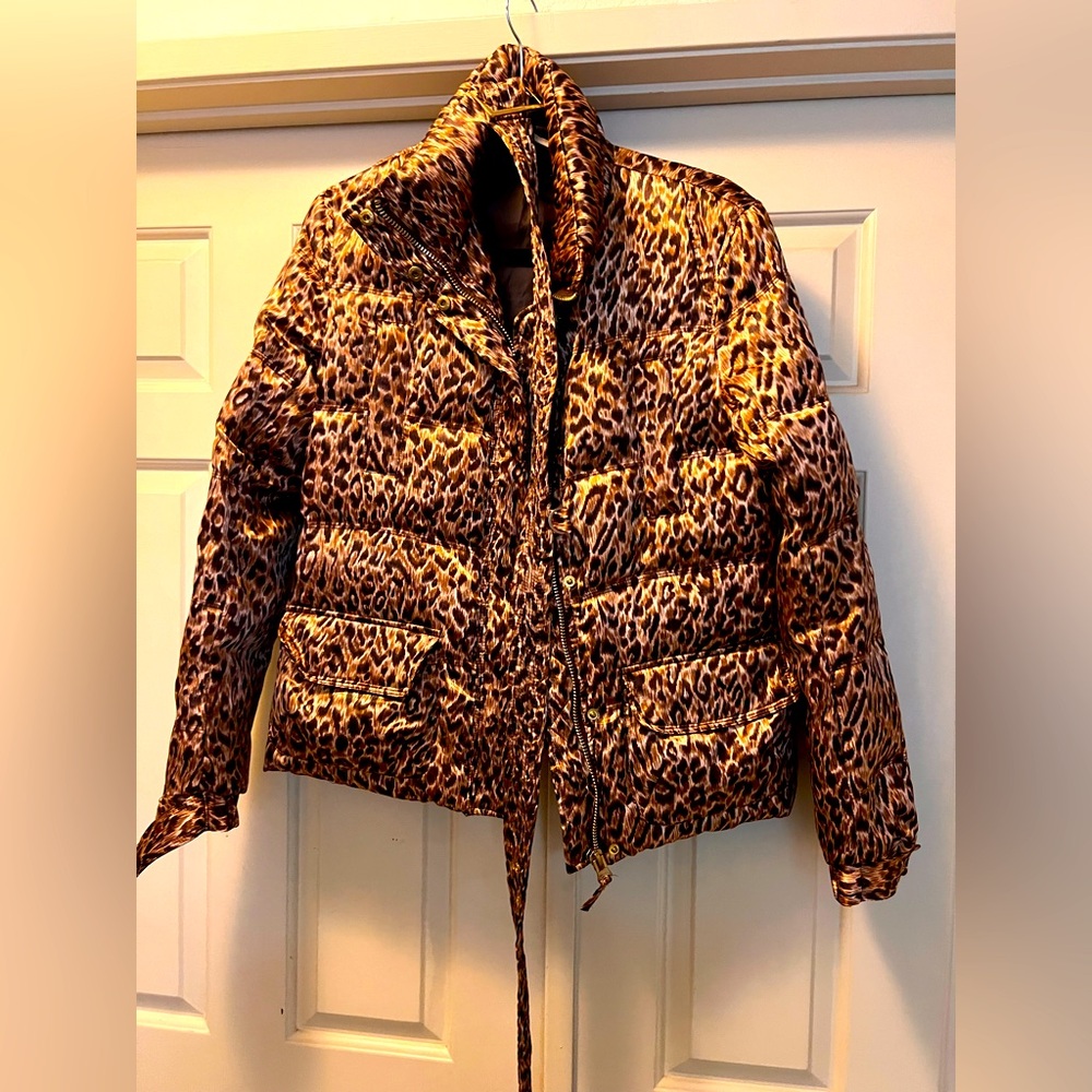 Puffer Coat size L / Large cute Zara Leopard Print Women's Jacket w/belt pockets